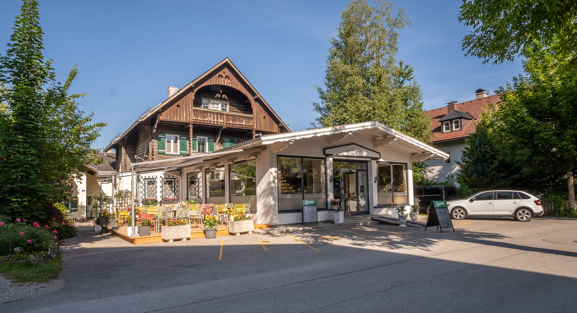 Café-Aussenansicht